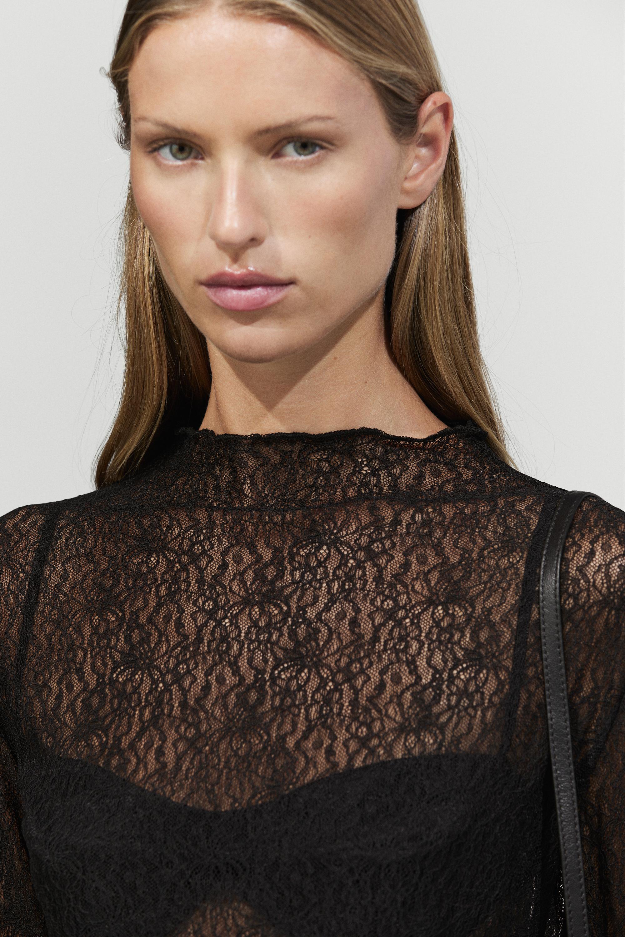 T-shirt détails dentelle semi-transparent